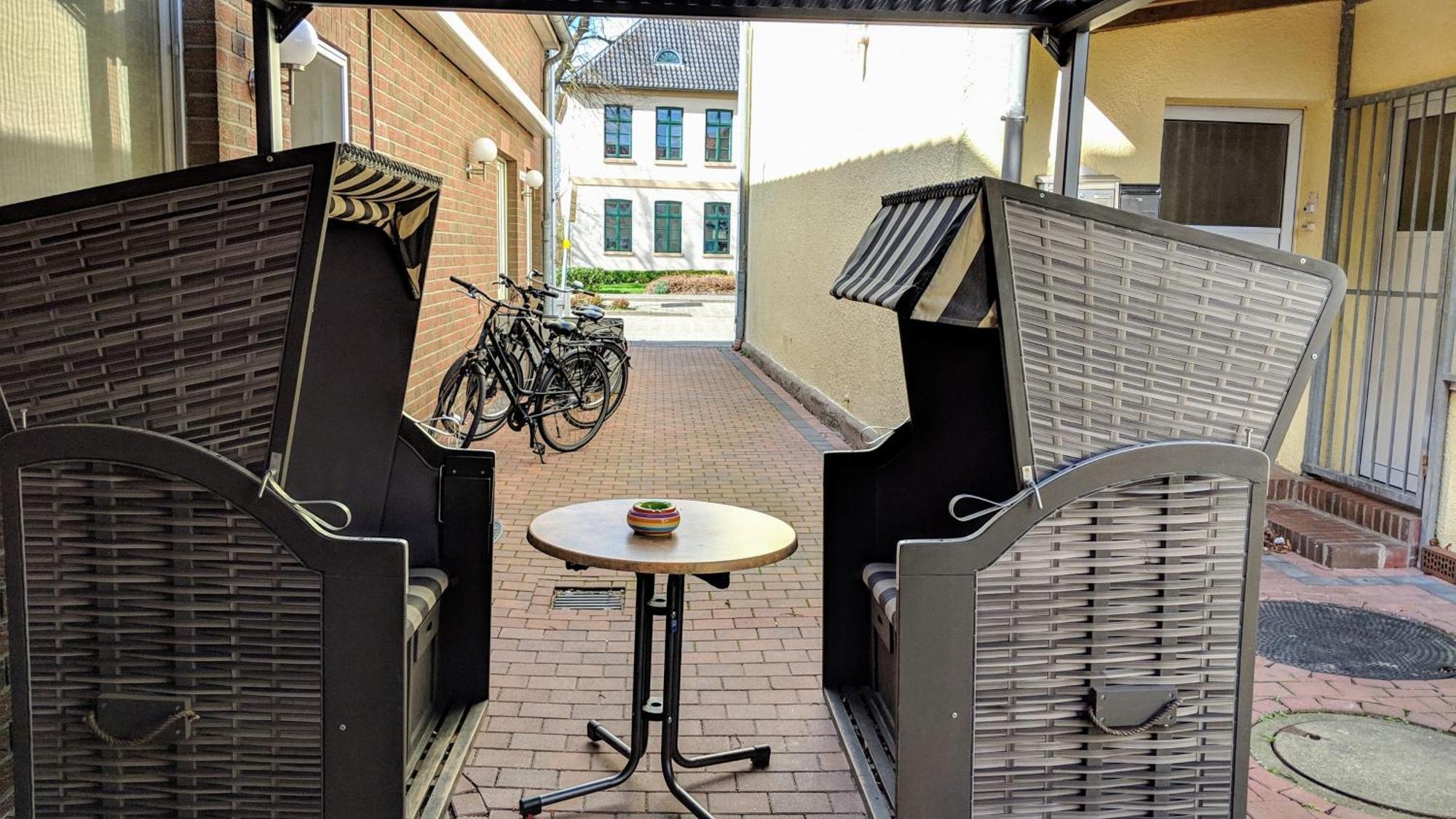 Hotel Drostenhof Garni エセンス エクステリア 写真