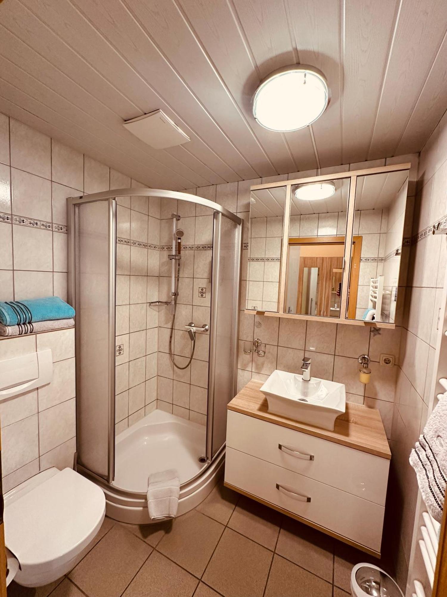 Hotel Drostenhof Garni エセンス エクステリア 写真