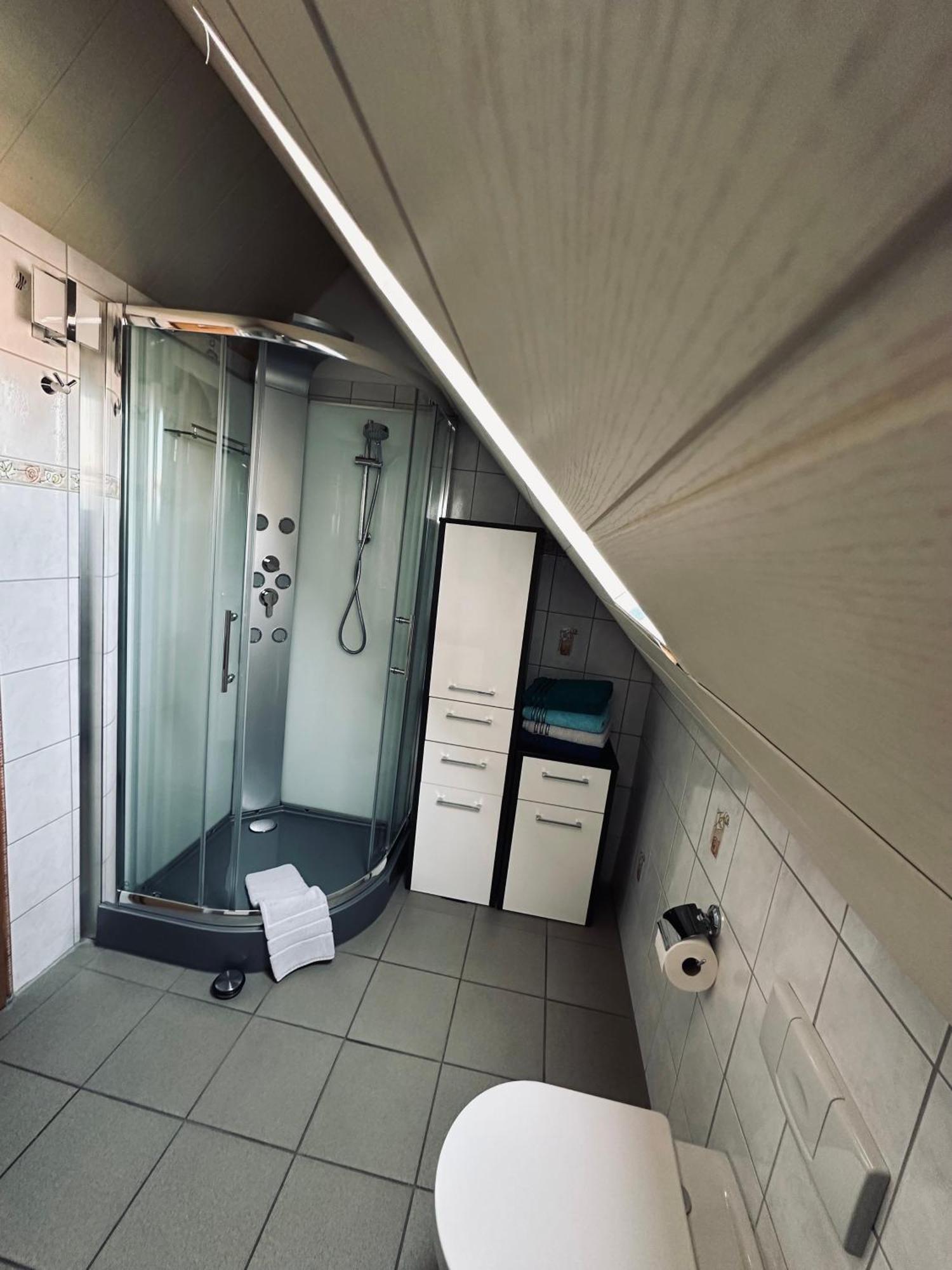 Hotel Drostenhof Garni エセンス エクステリア 写真
