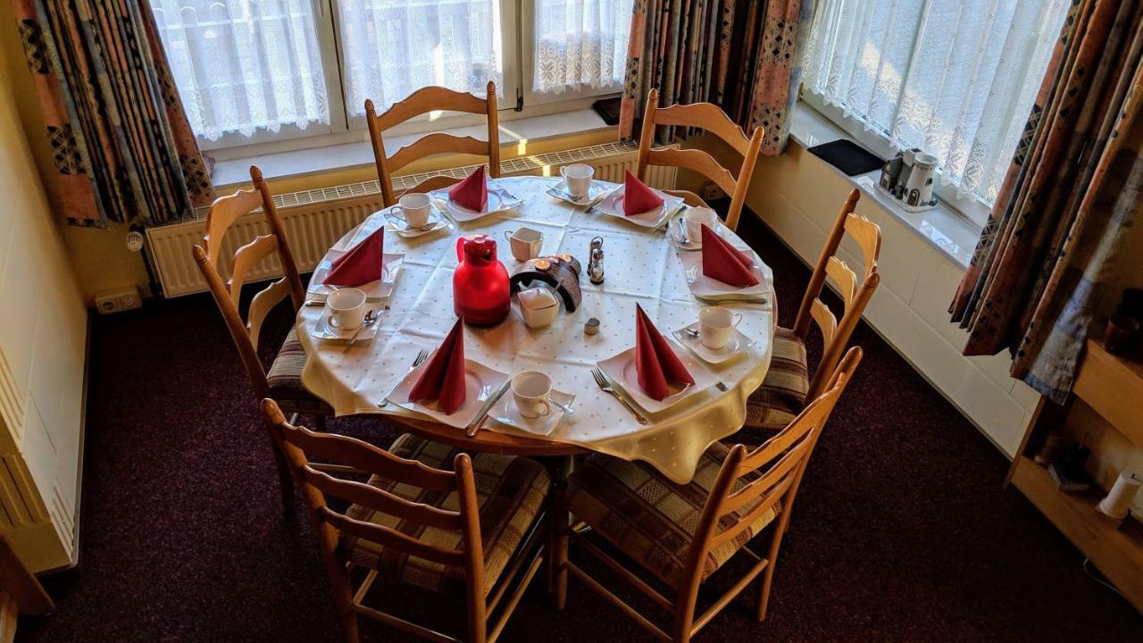 Hotel Drostenhof Garni エセンス エクステリア 写真